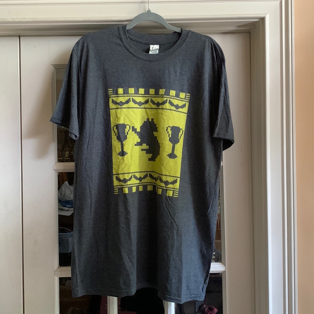 Harry Potter Hufflepuff T-Shirt (Gildan brand tee)-unisex XL-New/Never Worn